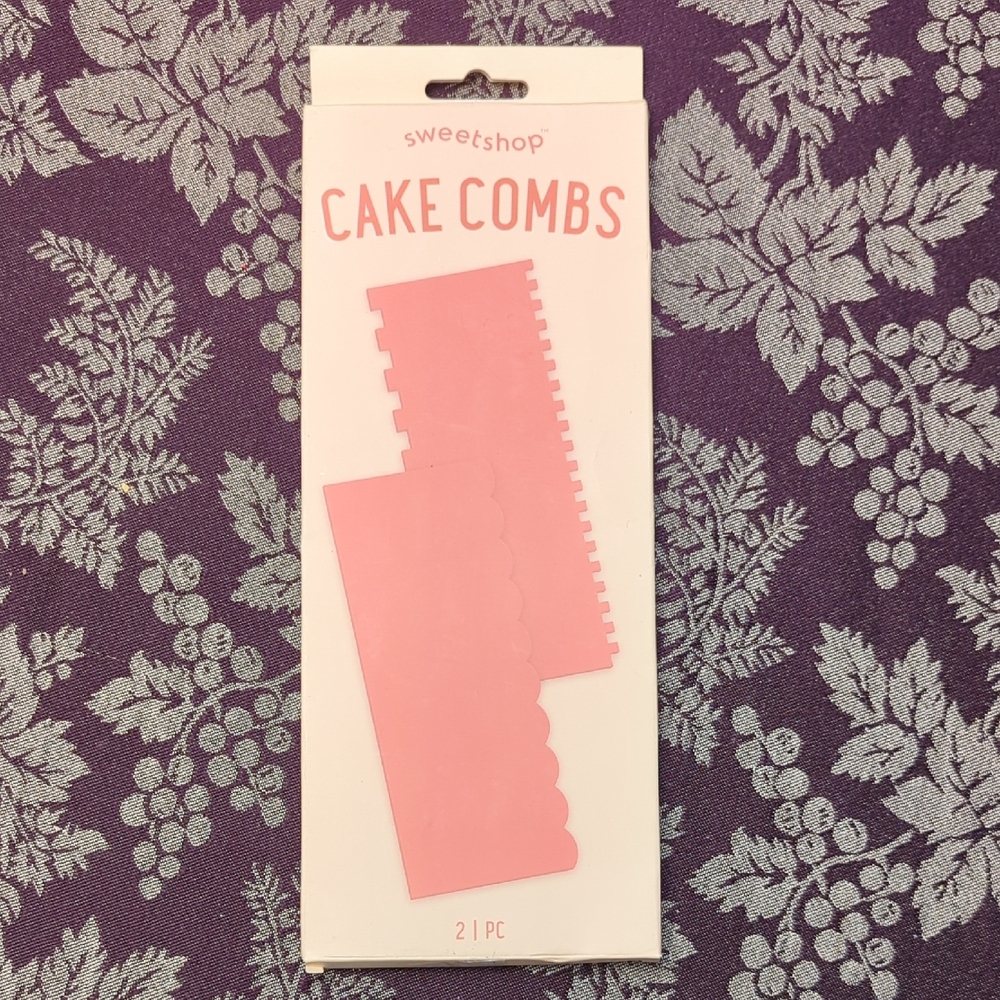 New With Tags. 2 In Package Pink Cake Combs